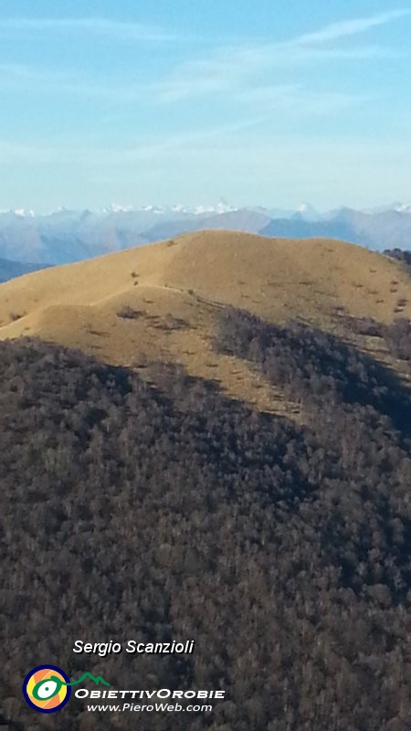 25 in lontananza il Weisserhorn.jpg